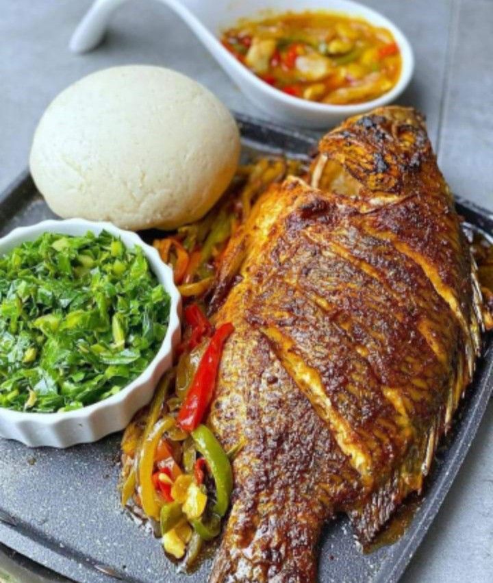 Nshima with fish 